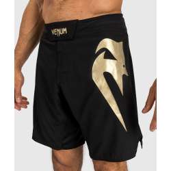 Wrestling shorts Venum light 5.0 black gold 3