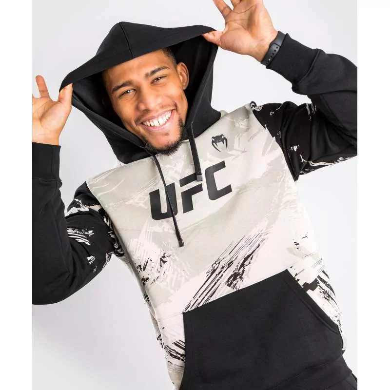 UFC Venum hoodie authentic fight (sand/black)