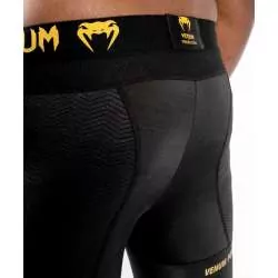 Venum lycra shorts G-fit (black/gold)5
